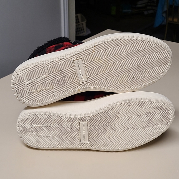 Marc Fisher Fellow Plaid Faux Fur sneaker boots size 7 - Picture 7 of 8